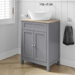 Butler & Rose Catherine Floorstanding Shadow Grey Vanity Unit With Country Oak-Effect Countertop & Audrey Stone Resin Basin -Vado Shop 600mm butler rose catherine countryoak countertop tailoredgrey unit lifestyle3