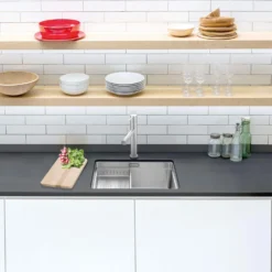 Caple Atlanta Single Lever Pull Out Mono Kitchen Mixer - Stainless Steel -Vado Shop atlp ss lifestyle 2