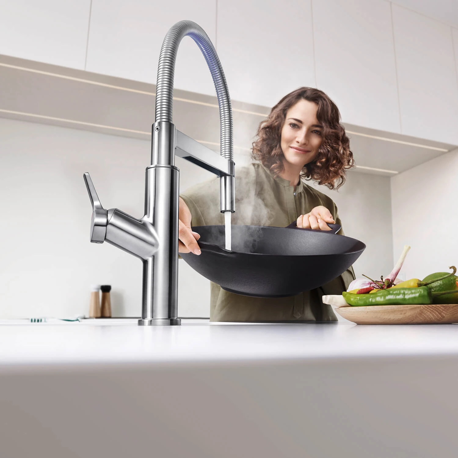 Blanco Solenta-S Semi-Professional Pull Out Kitchen Mixer Spray Tap - PVD Steel 8 Blanco Solenta-S Semi-Professional Pull Out Kitchen Mixer Spray Tap - PVD Steel - Image 8
