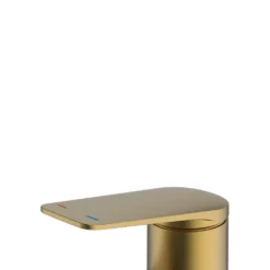 Clearwater Levant Single Lever Mono Pull Out Kitchen Mixer Tap - Brushed Brass -Vado Shop clearwater levant brushed brass mono pull out kitchen mixer closeup 2