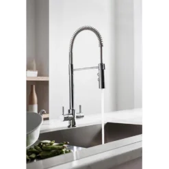 Crosswater Cucina Cook Dual Control Mono Kitchen Mixer With Flexi Spray - Chrome 7 Crosswater Cucina Cook Dual Control Mono Kitchen Mixer With Flexi Spray - Chrome -Vado Shop co711dc lifestyle