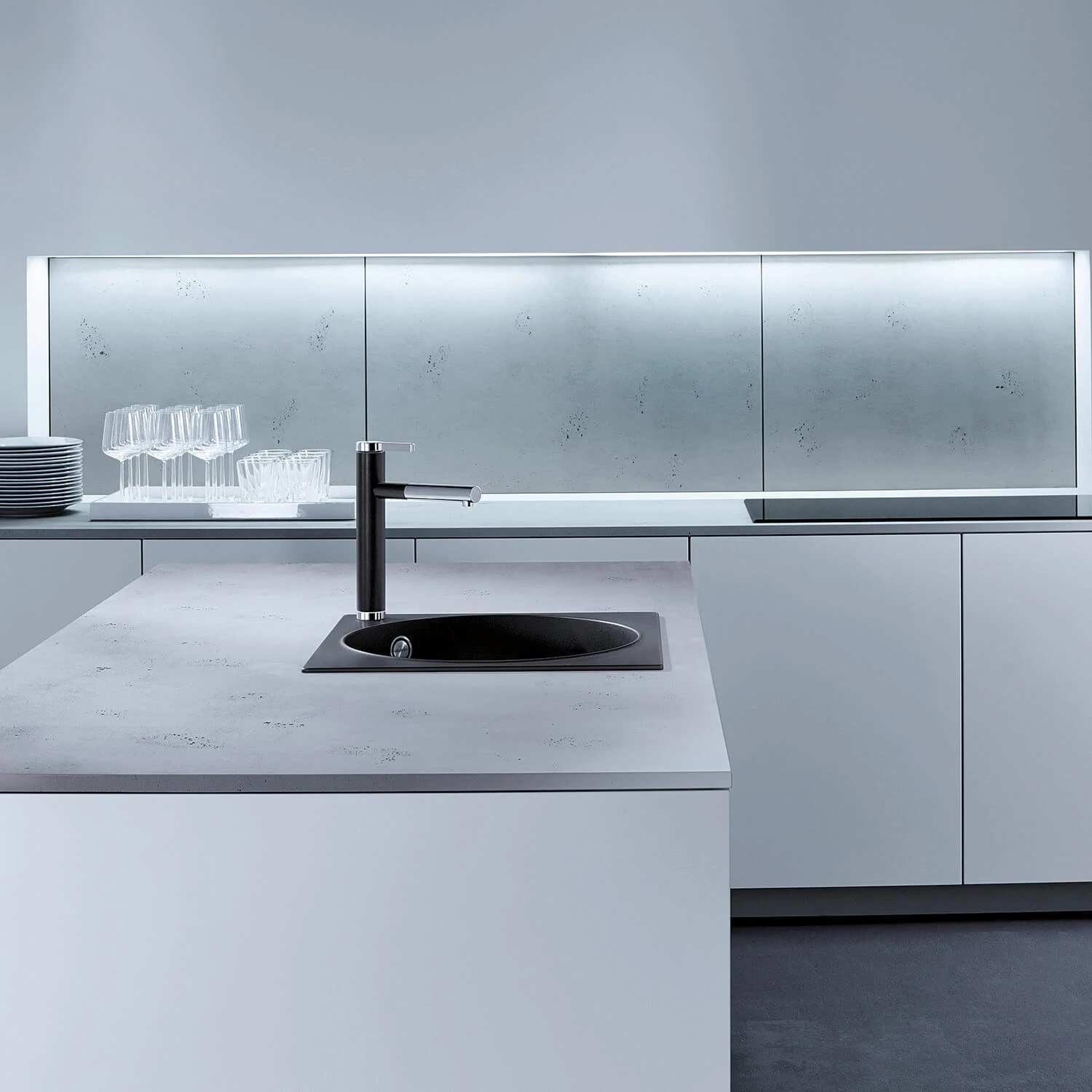 Blanco Linee-S Single Lever Pull Out Kitchen Mixer Tap - Alumetallic & Chrome 9 Blanco Linee-S Single Lever Pull Out Kitchen Mixer Tap - Alumetallic & Chrome - Image 9