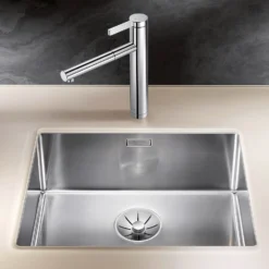 Blanco Linee-S Single Lever Chrome Pull Out Kitchen Mixer Tap -Vado Shop linee s chrome lifestyle 2