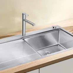 Blanco Linee-S Single Lever Chrome Pull Out Kitchen Mixer Tap -Vado Shop linee s chrome lifestyle 3