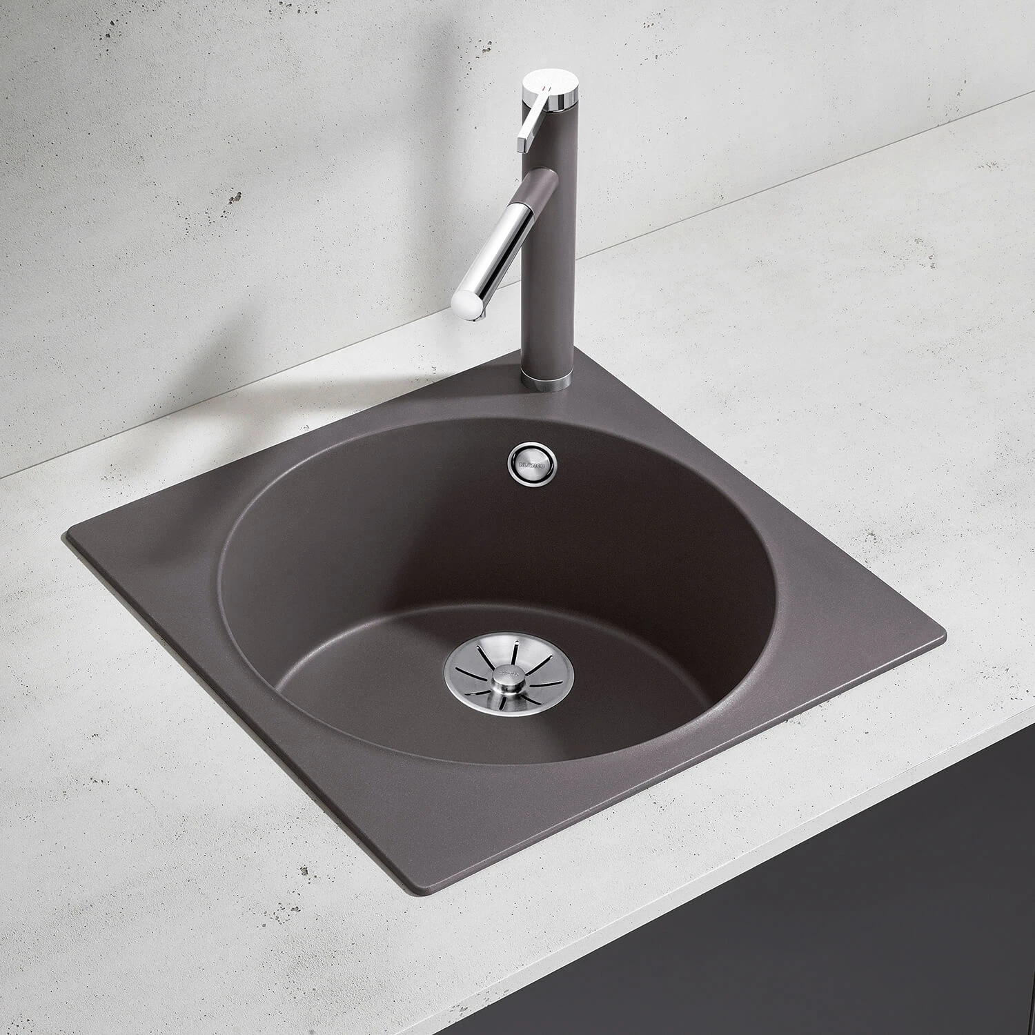 Blanco Linee-S Single Lever Pull Out Kitchen Mixer Tap - Alumetallic & Chrome 10 Blanco Linee-S Single Lever Pull Out Kitchen Mixer Tap - Alumetallic & Chrome - Image 10