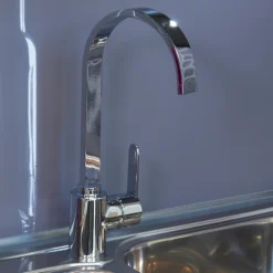 Reginox Amur WRAS Approved Single Lever Mono Kitchen Mixer Tap - Polished Chrome -Vado Shop reginox amur chrome mono kitchen tap lifestyle 1
