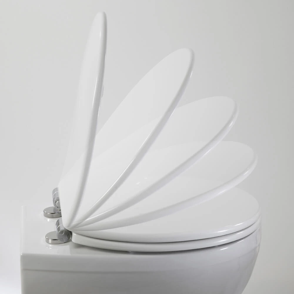 Roper Rhodes Elite Anti-Bacterial Soft Close Toilet Seat 3 Roper Rhodes Elite Anti-Bacterial Soft Close Toilet Seat - Image 3