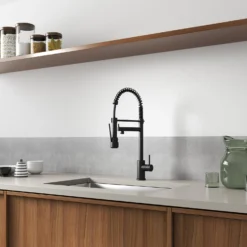 Vellamo Hanbury Professional Kitchen Pullout Spray Tap - Brushed Brass -Vado Shop vellamo hanbury matt black pullout kitchen tap lifestyle2