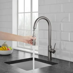 Vellamo Kara Pull Out Single Lever Mono Kitchen Mixer Tap - Matt Black -Vado Shop vellamo kara gunmetal pull out kitchen tap lifestyle 2 scaled