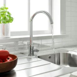 Vellamo Revolve Single Lever Mono Kitchen Mixer - Polished Chrome -Vado Shop vellamo revolve chrome kitchen tap lifestyle 2